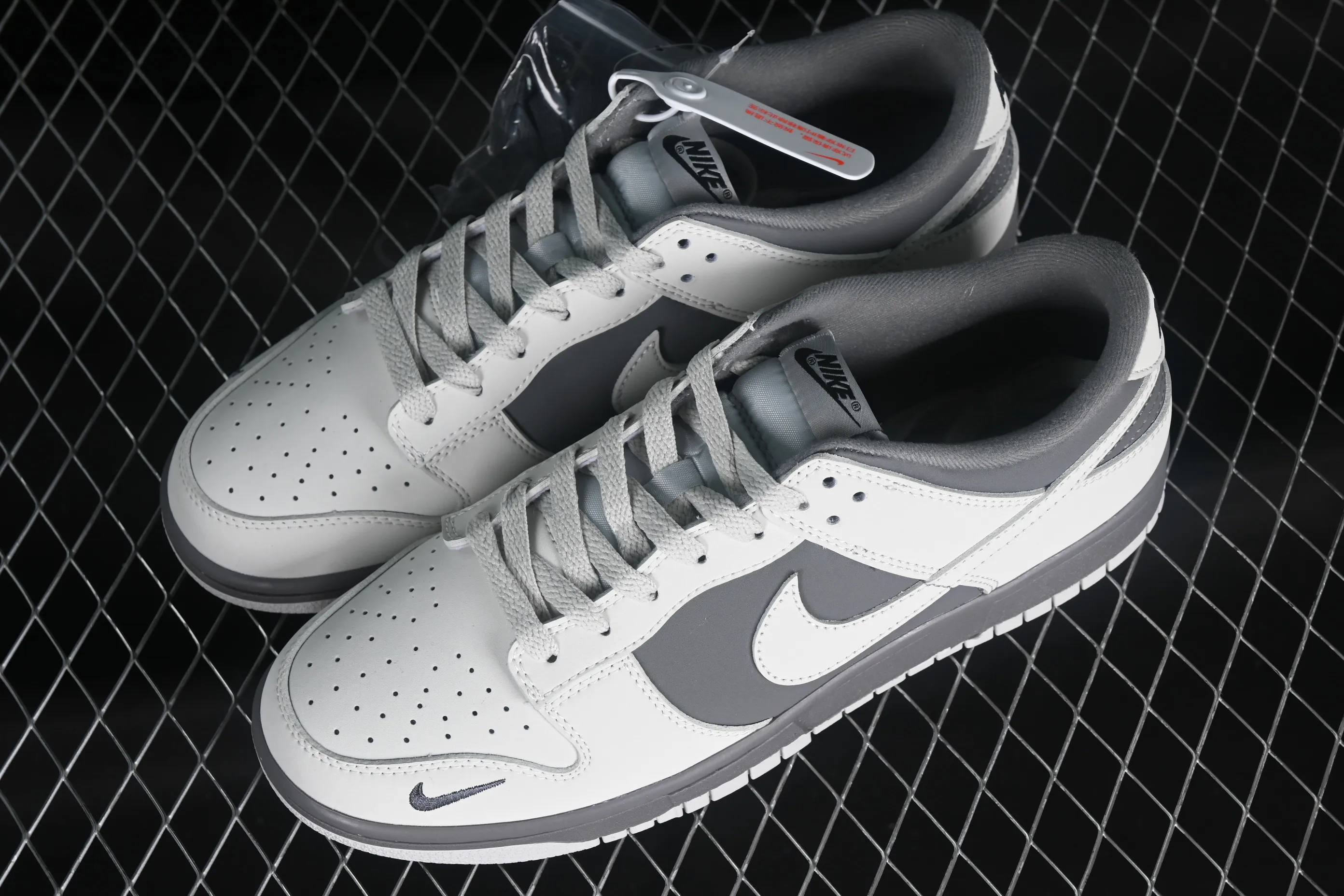 All categories Nk SB Dunk series Nk SB Dunk Low low-top sneakers Nk Dunk Low volcanic gray color low-top retro casual sneakers DD1391-666